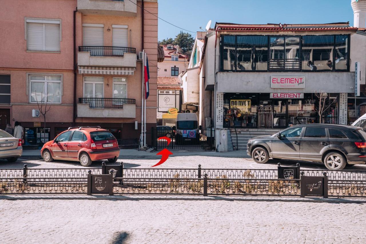 Darni Central Apartments - Bazaar Location With Free Parking Ohri Dış mekan fotoğraf