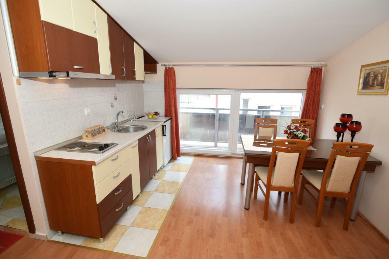 Darni Central Apartments - Bazaar Location With Free Parking Ohri Dış mekan fotoğraf