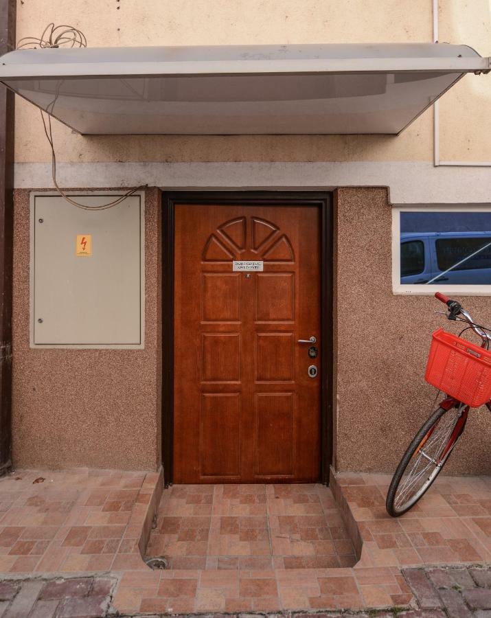 Darni Central Apartments - Bazaar Location With Free Parking Ohri Dış mekan fotoğraf