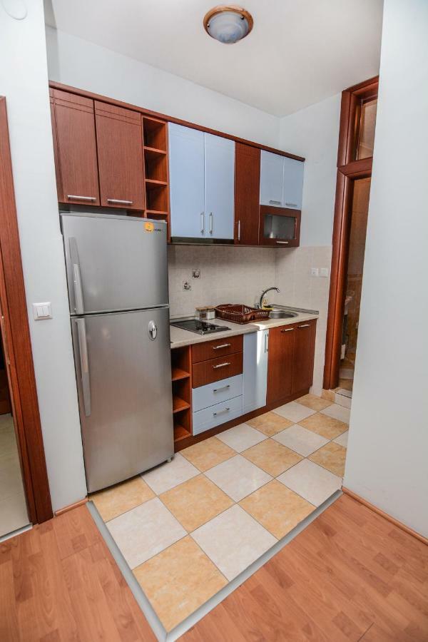 Darni Central Apartments - Bazaar Location With Free Parking Ohri Dış mekan fotoğraf