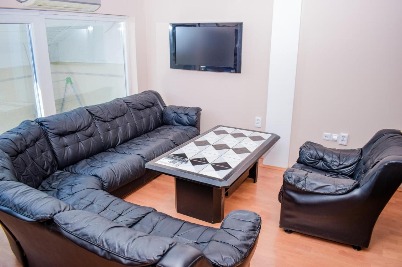Darni Central Apartments - Bazaar Location With Free Parking Ohri Dış mekan fotoğraf