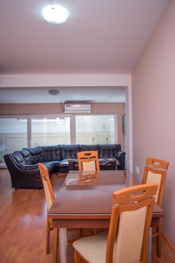 Darni Central Apartments - Bazaar Location With Free Parking Ohri Dış mekan fotoğraf