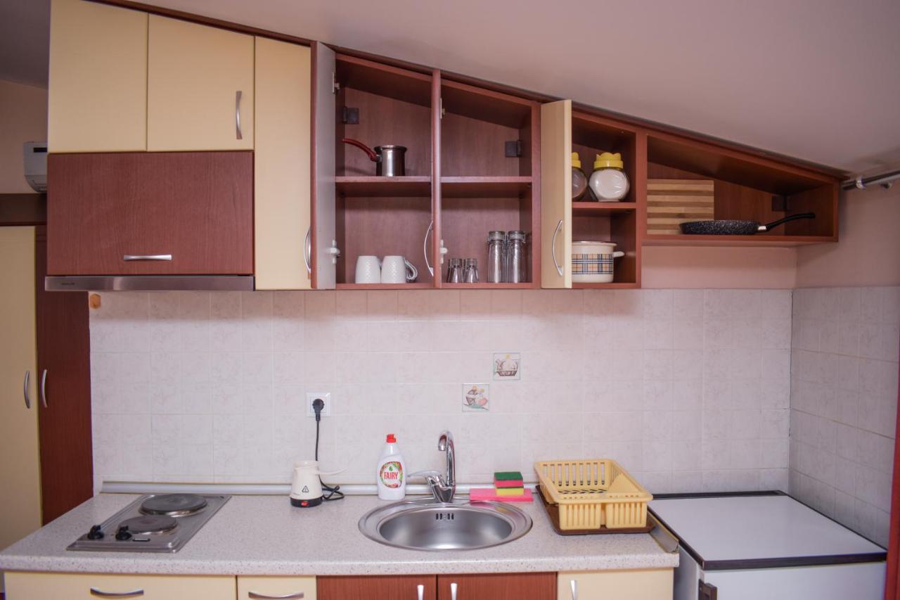 Darni Central Apartments - Bazaar Location With Free Parking Ohri Dış mekan fotoğraf